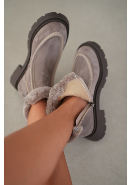 Corine Hakiki Deri Kürk Detaylı Yandan Fermuarlı Kadın Bot- Gri Süet