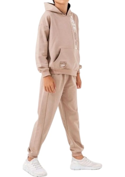 Erkek Çocuk Free Koordinat Yazılı Kapüşonlu Kanguru Cepli Bej Renk Eşofman Takımı