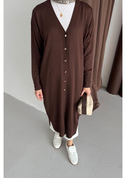 Kol Manşeti Düğmeli Uzun Hırka