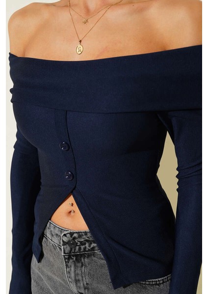 Sptrns Madonna Yaka Düğmeli Bluz Lacivert T4329 (Beden: Xl) fırsatları