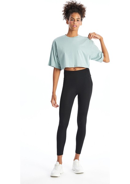 Yeni Sezon Bisiklet Yaka Düz Kısa Kollu Oversize Kadın Tişört fiyatları