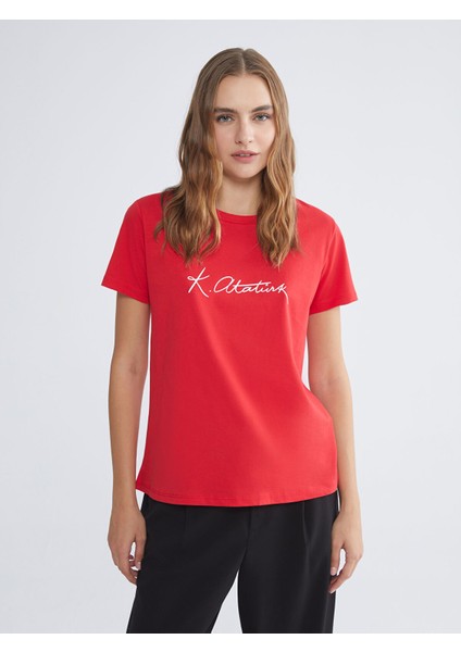 Yeni Sezon Bisiklet Yaka Atatürk Temalı Kadın Tişört