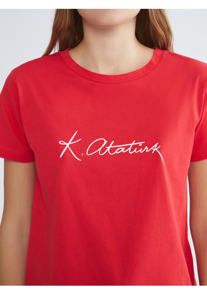 Yeni Sezon Bisiklet Yaka Atatürk Temalı Kadın Tişört modelleri