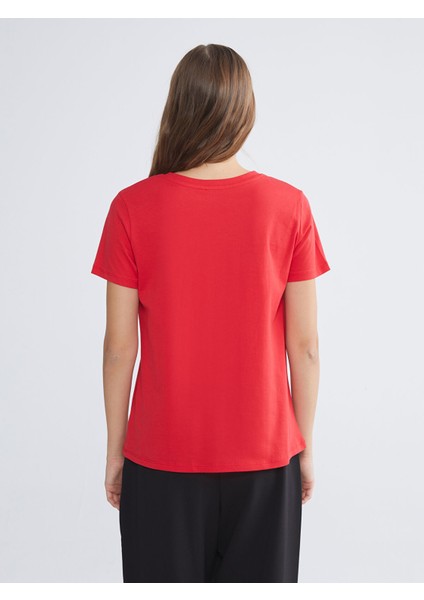 Yeni Sezon Bisiklet Yaka Atatürk Temalı Kadın Tişört fırsatları