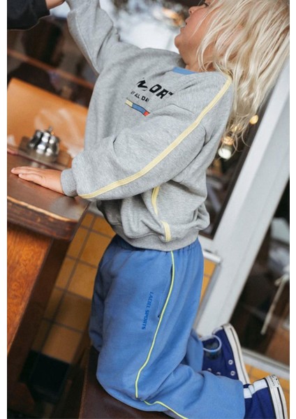 Unisex Çocuk Pamuklu Gri Spor Baskılı Sweatshirt – Rahat Kalıp, Yumuşak Doku fiyatları