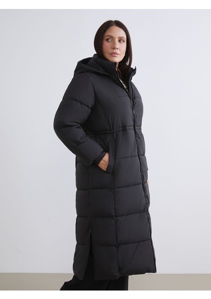 Yeni Sezon Kapüşonlu Kadın Şişme Mont