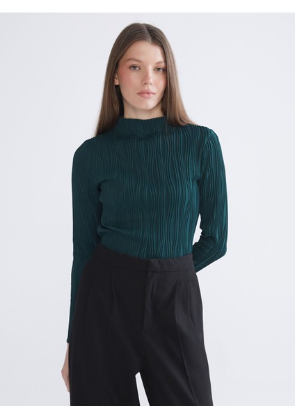 Yeni Sezon Dik Yaka Dokulu Kadın Body