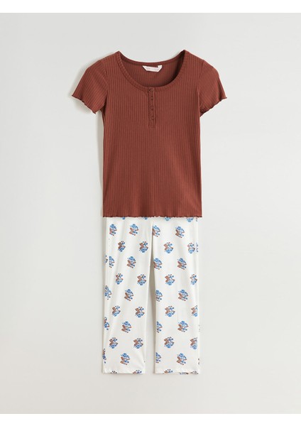 Yeni Sezon Kısa Kollu Desenli Kadın Pijama Takımı indirimleri