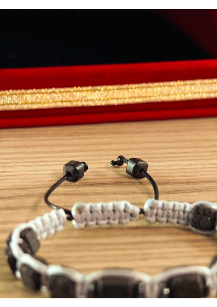 Makrome Bileklik El Yapımı Saf Doğaltaş Özel Yapım Hematit Taşı, Lav Taşı, Akik Taşı, Amatis Taşı