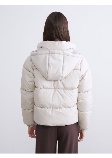 Yeni Sezon Kapüşonlu Kadın Şişme Mont indirimleri