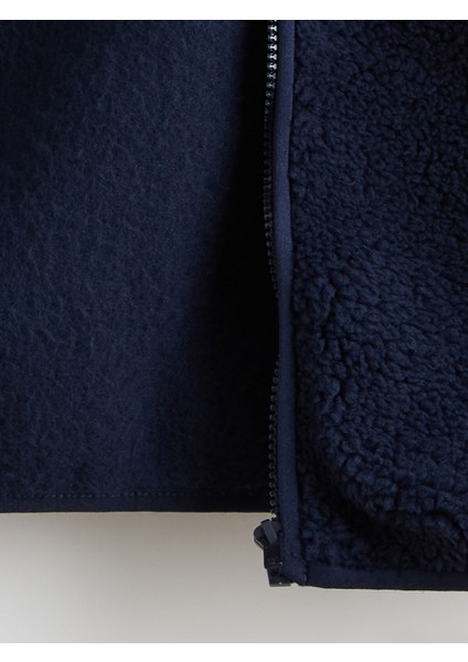 Yeni Sezon Dik Yaka Erkek Çocuk Pelüş Fermuarlı Hırka indirimleri