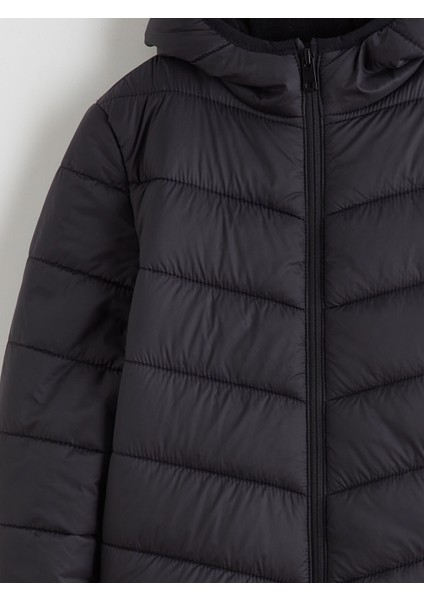 Yeni Sezon Kapüşonlu Erkek Çocuk Şişme Mont indirimleri