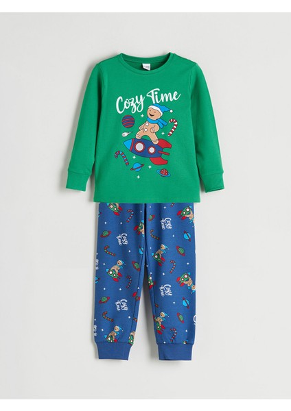 Yeni Sezon Yılbaşı Temalı Erkek Çocuk Pijama Takımı