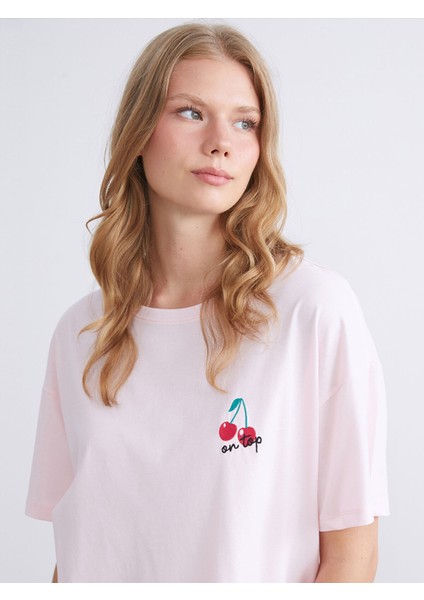 Yeni Sezon Bisiklet Yaka Kiraz Nakışlı Kadın Pijama Üst