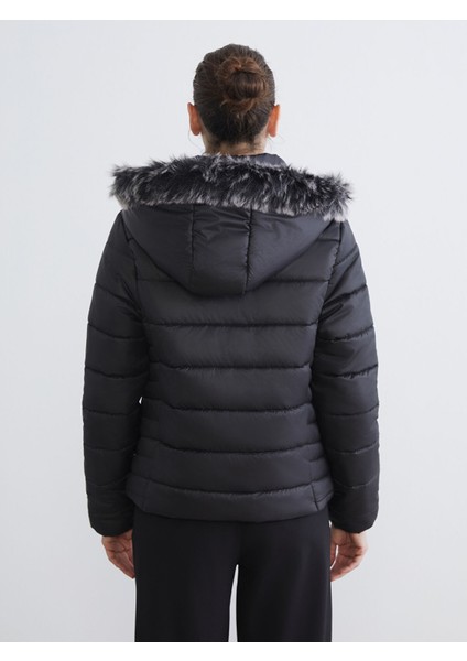 Yeni Sezon Kapüşonlu Kadın Şişme Mont indirimleri