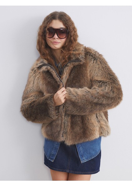 Yeni Sezon Dik Yaka Kadın Kürk Mont