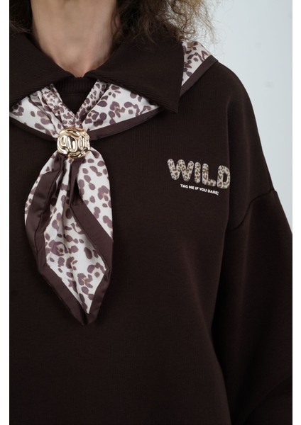 Kahve Fularlı Baskılı Polo Yaka Sweatshirt fırsatları