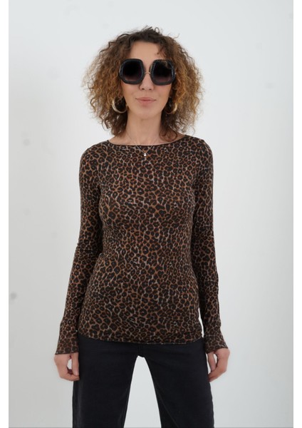 Leopar Desenli Kayık Yaka Modal Kaşmir Bluz fırsatları