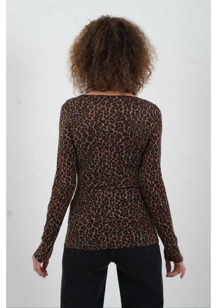 Leopar Desenli Kayık Yaka Modal Kaşmir Bluz indirimleri