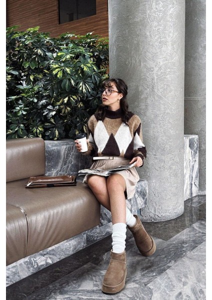 Kahverengi Baklava Desenli Triko Kadın Kazak