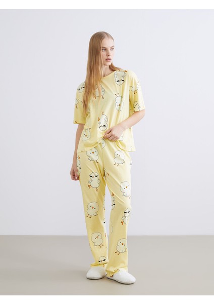 Yeni Sezon Bisiklet Yaka Desenli Kadın Pijama Takımı fiyatları