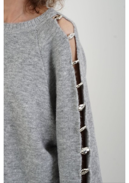 Gri Aksesuar Detaylı Yün Karışımlı Triko Kazak indirimleri