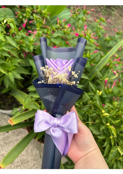 Tekli Mor Solmayan Gül Buketi indirimleri