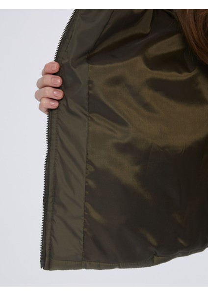 Yeni Sezon Kürklü Kapüşonlu Kadın Şişme Mont fırsatları