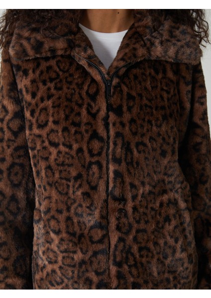 Yeni Sezon Gömlek Yaka Leopar Desenli Kadın Pelüş Mont modelleri