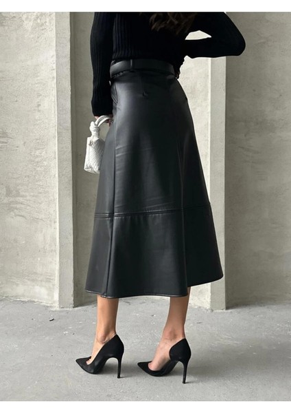 Bir Beden Küçük Alınız - Siyah Suni Deri Kemerli Midi Kadın Etek modelleri