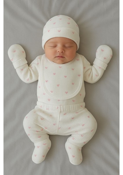 Yeni Doğan Kız Bebek Kalp Desenli Fitilli Pamuklu 5'li Hastane Çıkışı Set