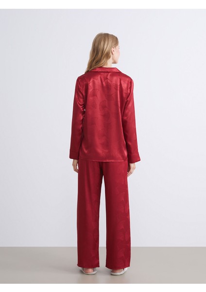 Yeni Sezon Gömlek Yaka Desenli Saten Kadın Pijama Takımı fırsatları