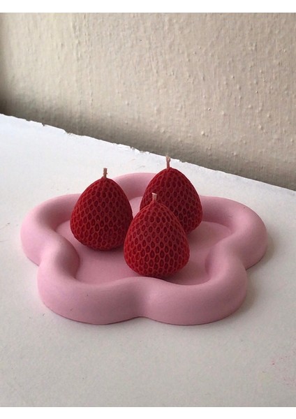 3'lü Dekoratif Çilek Soya Mumu