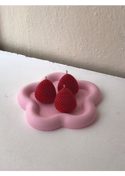 3'lü Dekoratif Çilek Soya Mumu indirimleri