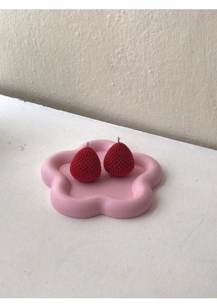 3'lü Dekoratif Çilek Soya Mumu