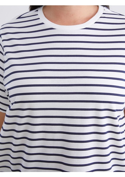 Yeni Sezon Büyük Beden Çizgili Kadın Tişört 2'li indirimleri