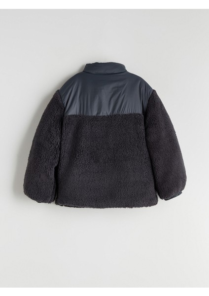 Yeni Sezon Dik Yaka Pelüş Erkek Çocuk Mont fırsatları