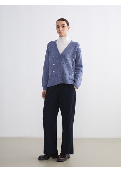 Yeni Sezon V Yaka Çiçek Nakışlı Kadın Triko Hırka fiyatları