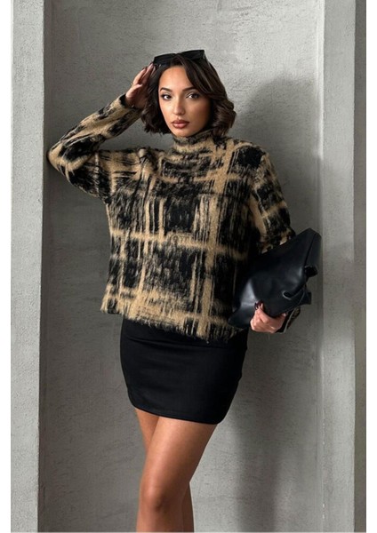 Bisküvi Desenli Triko Kadın Kazak