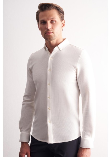 Ekru Uzun Kol Düğmeli Yaka Kendinden Desenli Pamuklu Slim Fit Gömlek 1004255267
