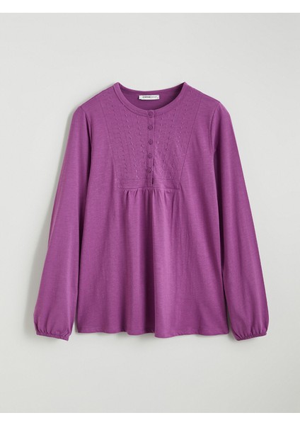 Yeni Sezon Bisiklet Yaka Nakışlı Bluz