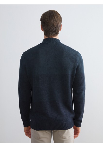 Yeni Sezon Dik Yaka Uzun Kollu Erkek Triko Kazak fırsatları