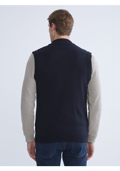 Yeni Sezon Standart Kalıp Dik Yaka Erkek Triko Yelek fırsatları