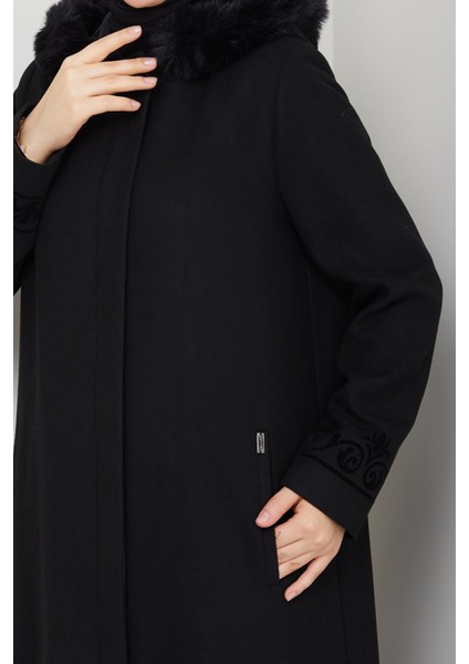 Büyük Beden Siyah Kışlık Kaşe Kadın Pardesü Kapşonlu Akesim 58028
