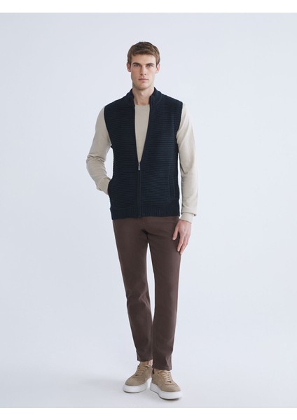 Yeni Sezon Standart Kalıp Dik Yaka Erkek Triko Yelek fiyatları