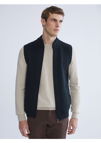 Yeni Sezon Standart Kalıp Dik Yaka Erkek Triko Yelek