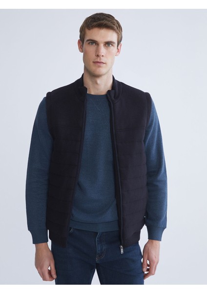 Yeni Sezon Standart Kalıp Dik Yaka Erkek Triko Yelek