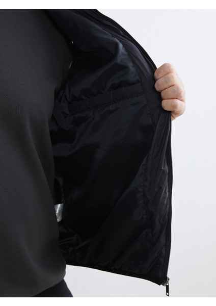 Yeni Sezon Büyük Beden Standart Kalıp Dik Yaka Erkek Şişme Yelek fırsatları