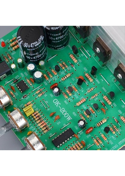 Yeni OK200W 2cannel 4-8ohm Amplifikatörler Modül Kartını Çift Grup AC18-26V 2 Kanal Güç Amplifikatörleri Kurulu Bir (Yurt Dışından) fırsatları