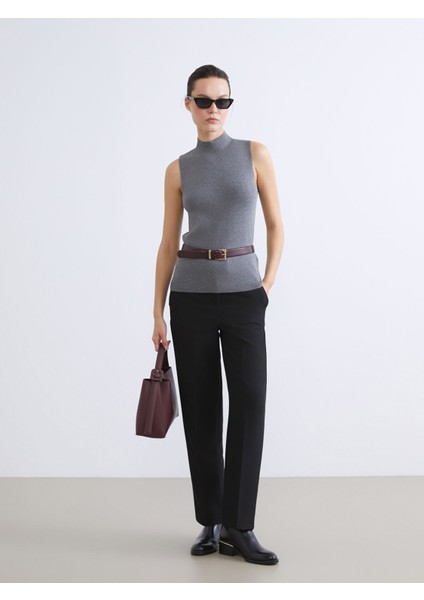 Yeni Sezon Dik Yaka Kadın Triko Süveter modelleri